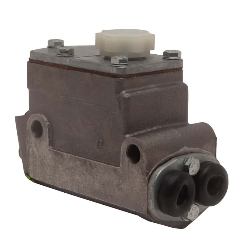 DFC — DFC 67-79 Austin Healey Sprite MKII Brake Master Cylinder - view 1