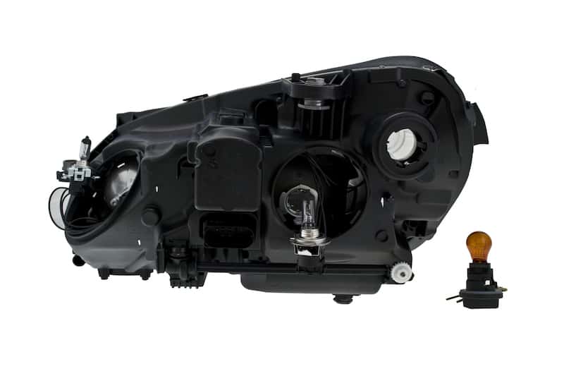 Hella — Hella 2010-2013 Mercedes-Benz E200 AMG Halogen Headlight Assembly - view 7