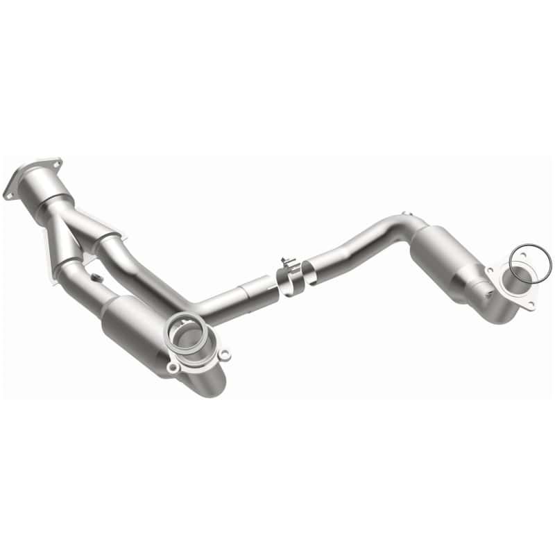 Magnaflow — MagnaFlow Conv Direct Fit 07-09 Chevy Trailblazer SS 6.0L V8
California - view 3