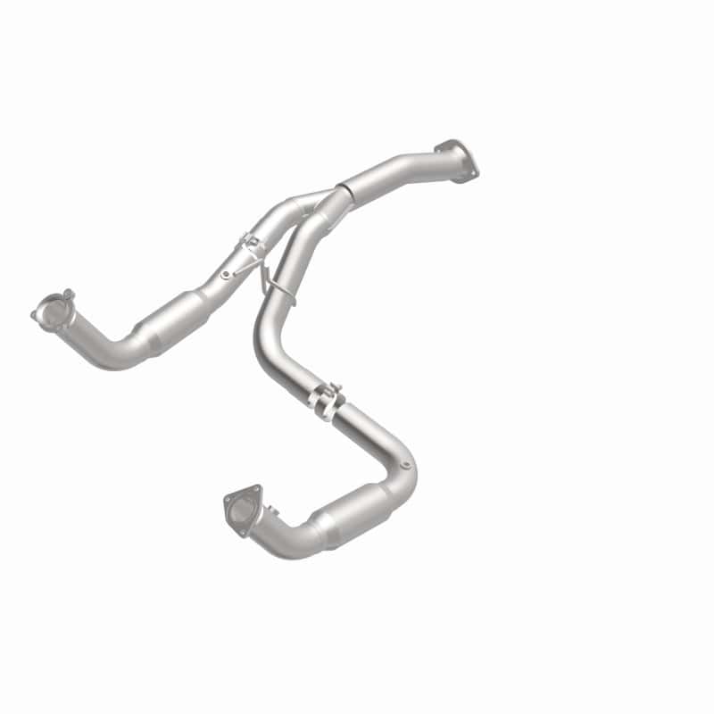 Magnaflow — Magnaflow 11-15 Chevrolet Silverado 2500 HD 6.0L Direct Fit Converter
California - view 6