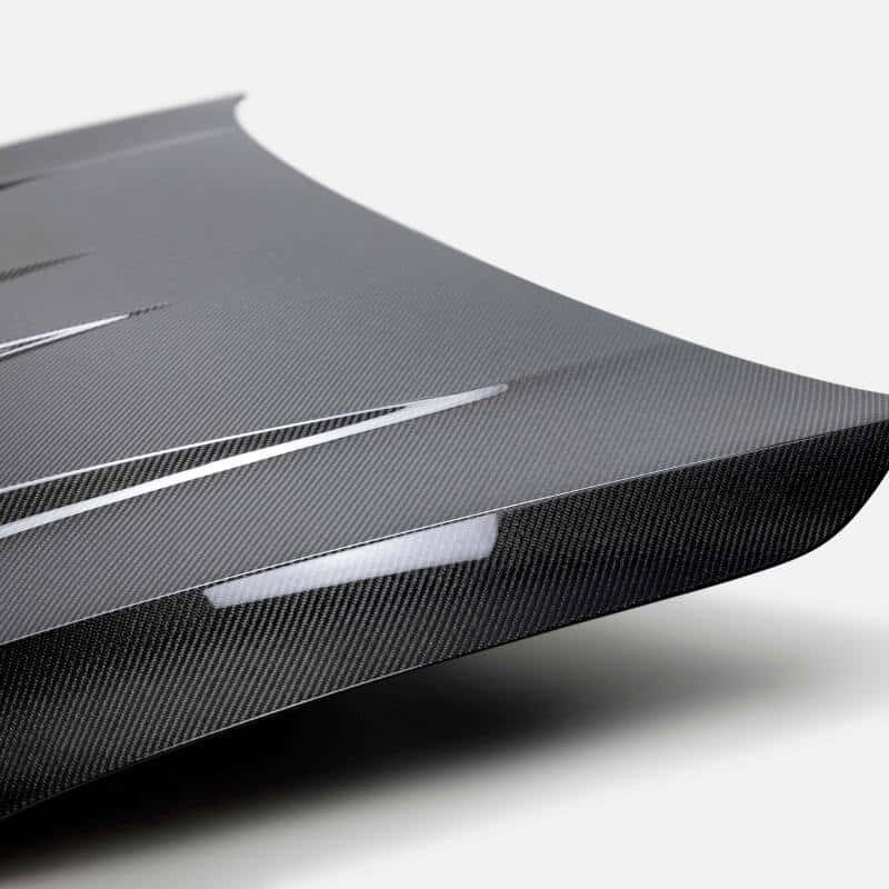 Seibon — Seibon 2022-2023 Volkswagen Golf GTI/R DV-Style Carbon Fiber Hood - view 7
