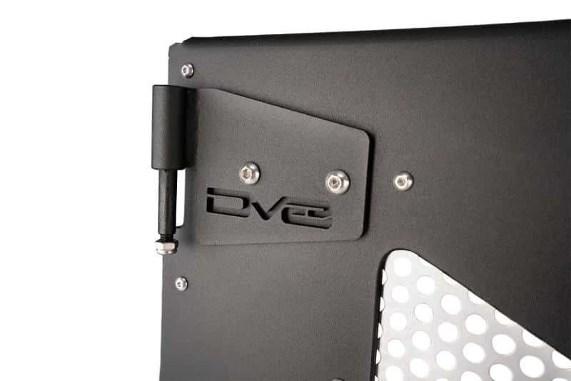 DV8 Offroad — DV8 18-22 Jeep 4 Door JL/JT Aluminum Half Doors with Perforated Mesh Rear
Doors - view 2