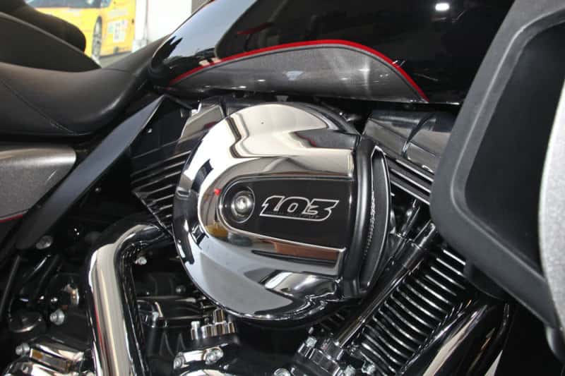 K&N Engineering — K&N 2015 Harley-Davidson FLTRXS Road Glide AirCharger Performance Intake
Air Intake System - view 7