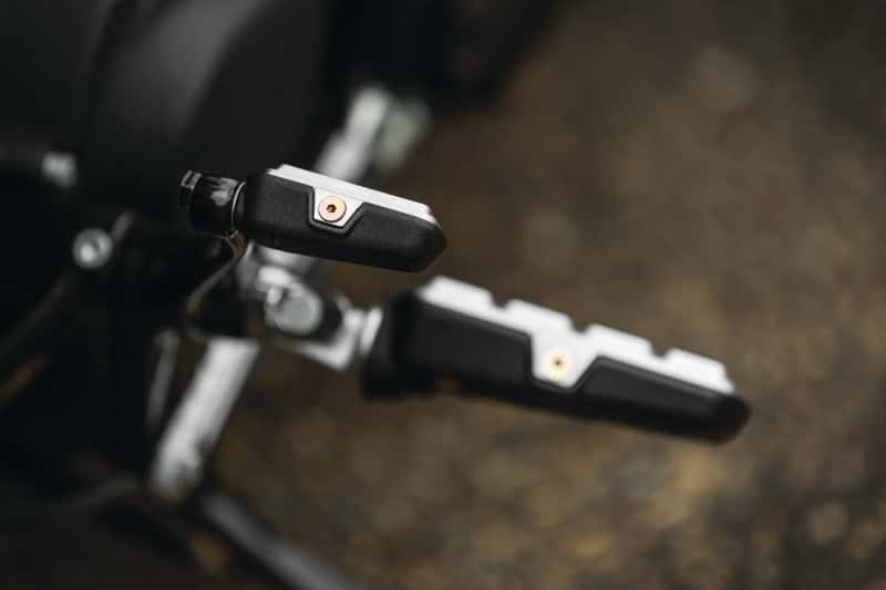 Kuryakyn — Kuryakyn Dillinger Shift Peg Silver - view 2