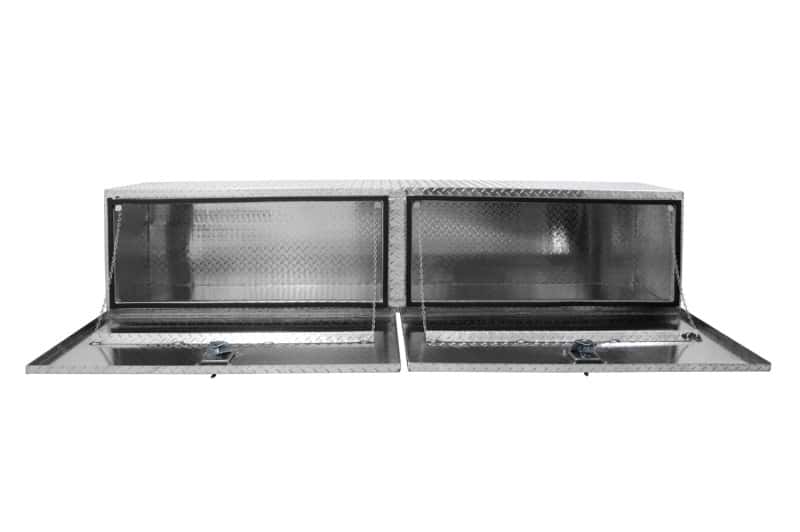 Dee Zee — Dee Zee Universal Tool Box - Specialty 90In Topsider BT Alum (Txt Blk)
ToolBxTrkBedSideRail - view 4