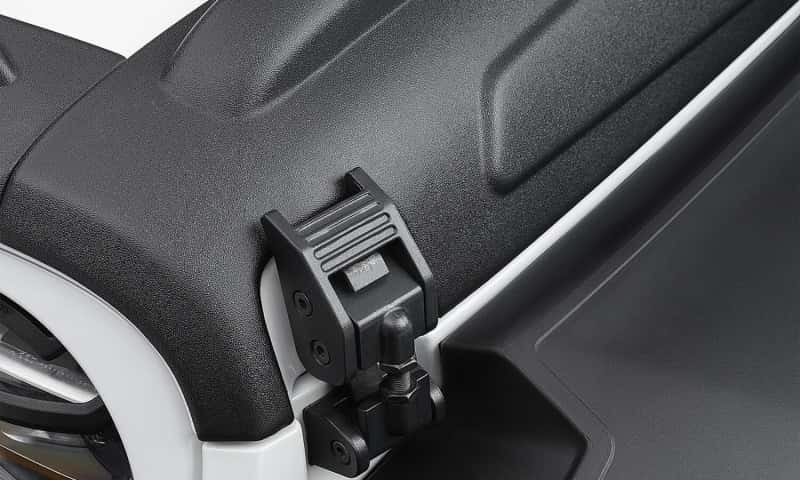 Bushwacker — Bushwacker 18-22 Jeep Wrangler 2/4dr / 20-22 Jeep Gladiator Trail Armor Hood Armor (3pc) - Tex. Blk
Hood Protector
Trail Armor - view 3