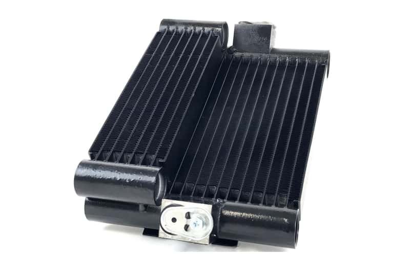 CSF — CSF 15-18 BMW M2 (F87) Race-Spec Oil Cooler
CSF Oil Cooler
8104
 - view 3