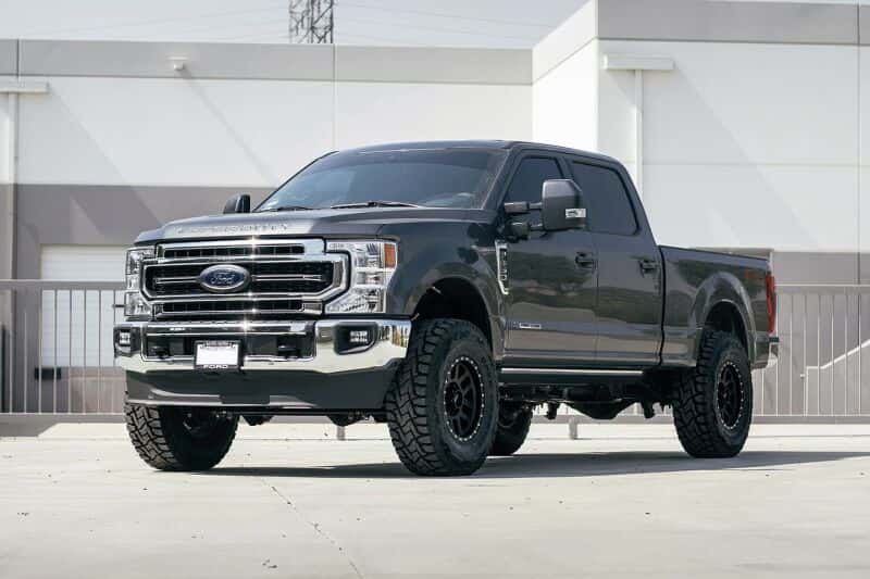 Cognito — Cognito 20-24 Ford F-250/350 SD 4WD 3in Performance Lift Kit w/ Fox PS 2.0 IFP Shocks
Suspension Lift Kit - view 3