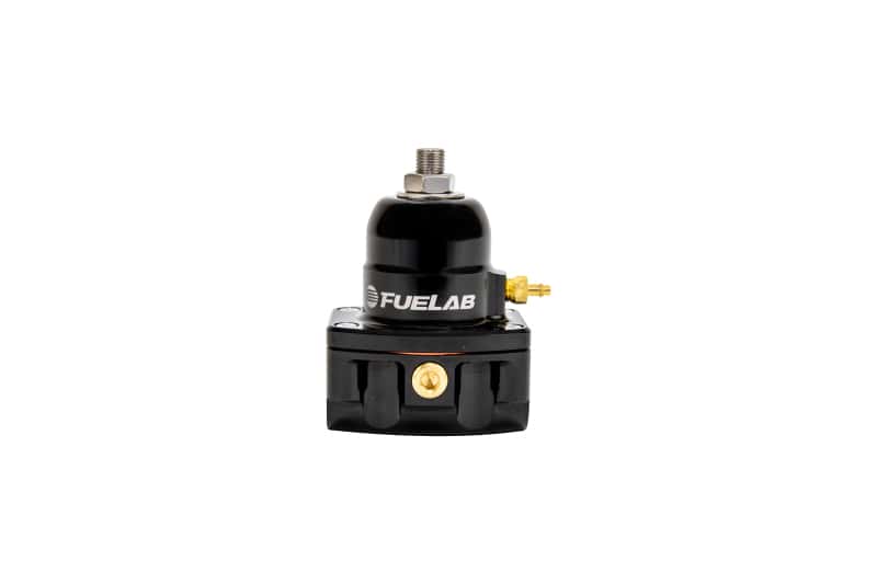 Fuelab — Fuelab Ultralight Carb Adjustable FPR 1-3 PSI (2) -8AN In (1) -6AN Return
Fuel Pressure Reg - view 1
