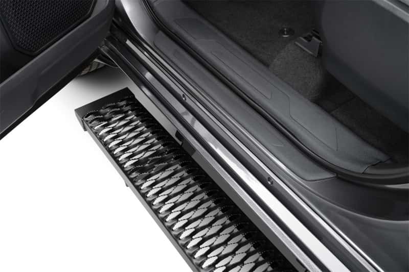 N-Fab — N-Fab Growler Fleet 2022 Toyota Tundra CC - Cab Length - Tex. Black
Grwlr22-25TunCrwMxTX - view 5