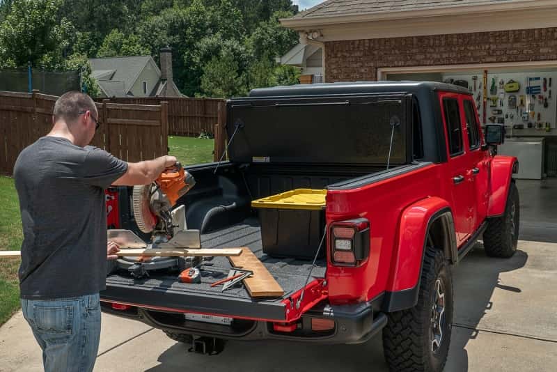 Rugged Ridge — Rugged Ridge Armis Hard Folding With LINE-X Bed Cover 2020 JT
Tonneau Cover
OFFROAD_TOPS - view 19