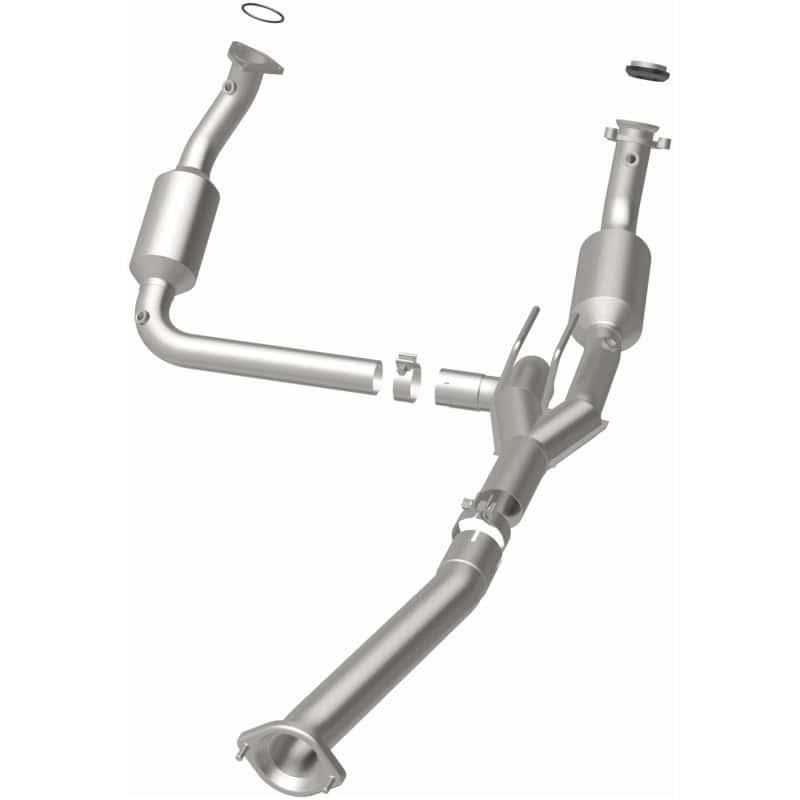 Magnaflow — Magnaflow 04-05 Chevrolet Express 1500 5.3L Direct Fit Converter
California - view 31