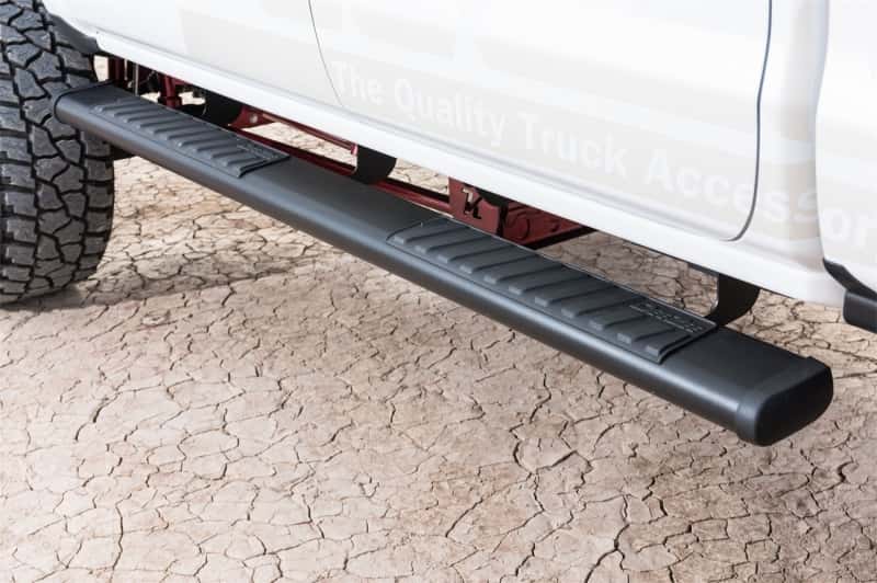 Dee Zee — Dee Zee 99-23 Chevrolet/GMC/Dodge/Ford  Full Size Truck Tubes - 6In Oval - Black Steel (RegCab)
Nerf/Step Bar - view 7
