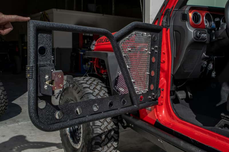 DV8 Offroad — DV8 Offroad Jeep 18+ Wrangler JL / 20+ Gladiator JT Front Rock Doors w/ Perforated Aluminum Mesh
Doors - view 2