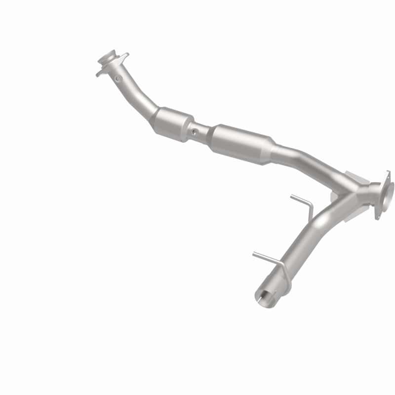 Magnaflow — Magnaflow 03-04 Lincoln Navigator 5.4L Direct Fit Converter
California - view 14
