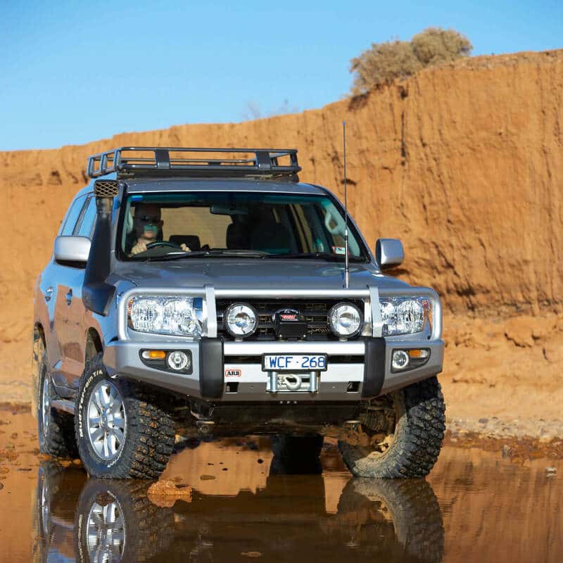 ARB — ARB Bumper/Fitting Kit Bundle 3415120
Winch Bumper - view 2