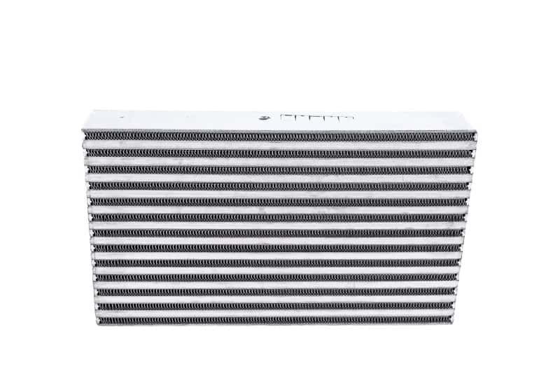 Garrett — Garrett Air / Air Intecooler CAC (18.00in x 10.50in x 3.00in) - 510 HP
grt703518-6017 - view 1