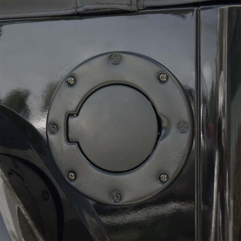 Rugged Ridge — Rugged Ridge 97-06 Jeep Wrangler TJ Black Non-Locking Gas Cap Door
FuelFillerDoorCvr
OFFROAD_EXTERIOR - view 3