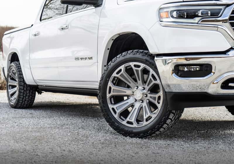 Superlift — Superlift 2019 Ram 1500 2in Leveling Kit - view 6