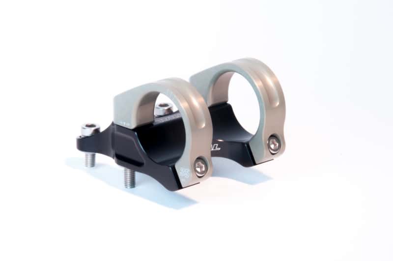 Renthal — Renthal Integra 35 Handlebar Clamp 50 mm./ +10 Rise - view 2