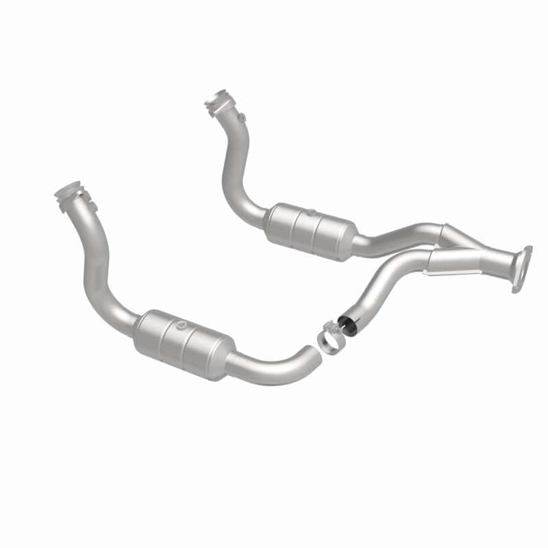 Magnaflow — Magnaflow 08-10 Ford F-350 Super Duty 6.8L Direct Fit Converter
California - view 12