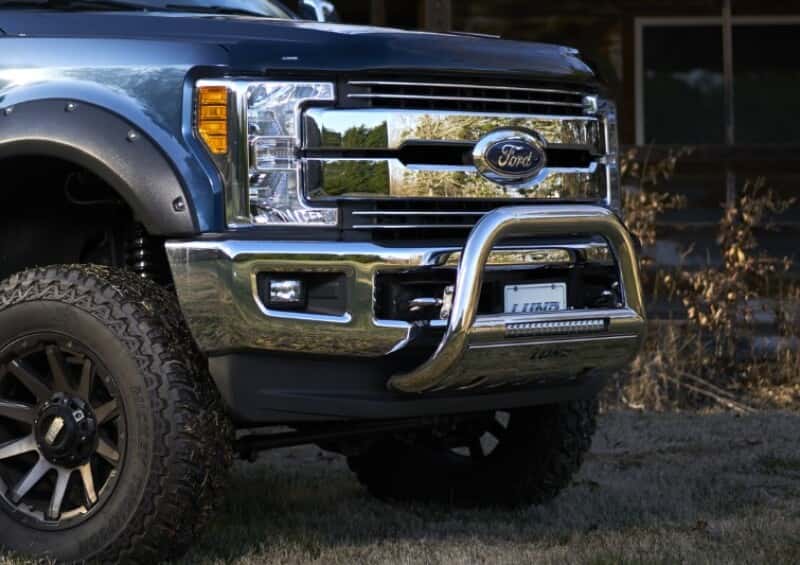LUND — Lund 2017 Ford F-250 Super Duty Bull Bar w/Light & Wiring - Polished
BULL BAR W-LED LIGHT
Bull Bar - view 5