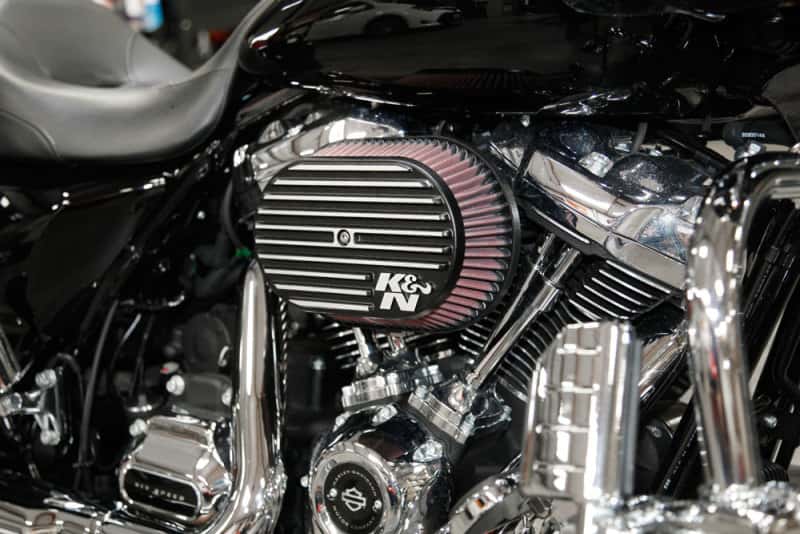 K&N Engineering — K&N Street Metal Intake System for 02-06 Harley-Davidson Road King F/I 88cl Side Draft Dyna/Softail
Air Intake System - view 3