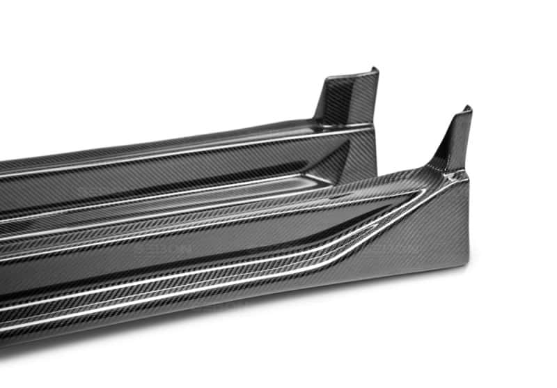 Seibon — Seibon 04-05 Subaru WRX CW Carbon Fiber Side Skirts - view 4