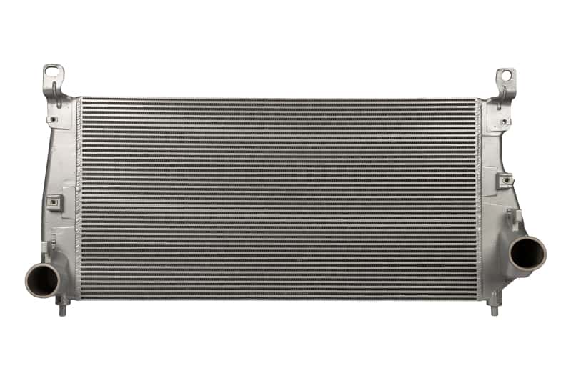 CSF — CSF 01-05 Chevrolet Silverado 6.6L Turbo Diesel Charge-Air-Cooler
CSF Intercooler - view 2