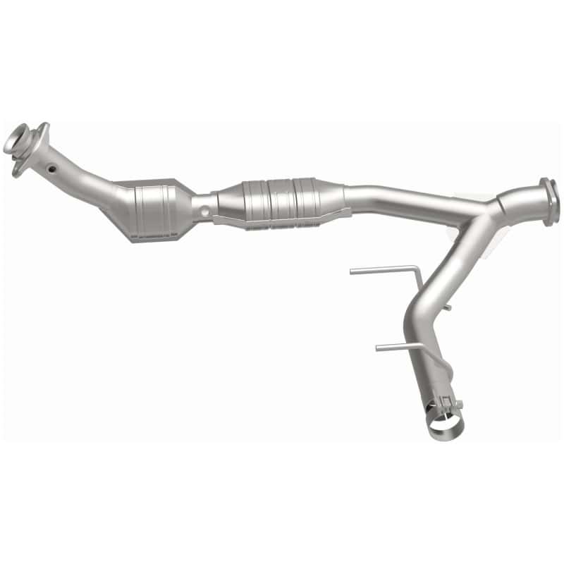 Magnaflow — MagnaFlow Conv DF 03-04 Ford Expedition 5.4L V8 Passenger Side
HM Grade
HM - view 5