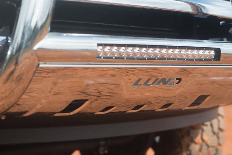LUND — Lund 04-18 Ford F-150 (Excl. Heritage) Bull Bar w/Light & Wiring - Polished
BULL BAR W-LED LIGHT
Bull Bar - view 5