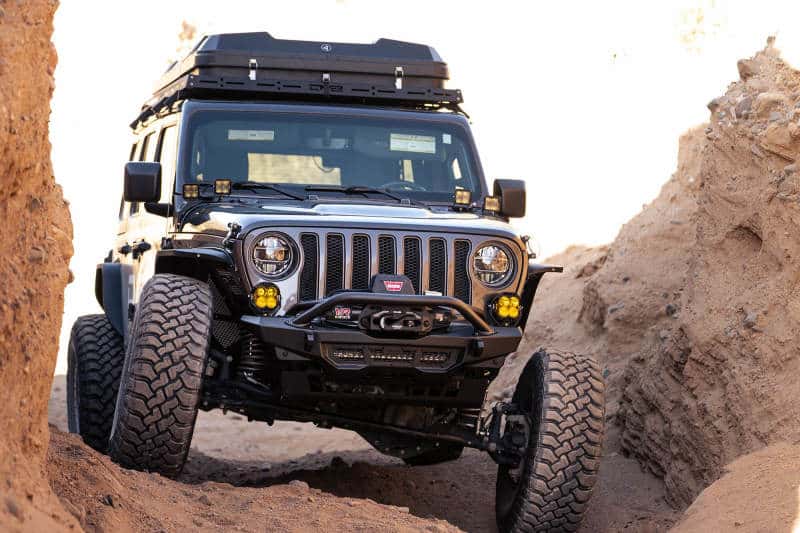 DV8 Offroad — DV8 Offroad 18-23 Wrangler JL/Gladiator JT Spec Series Front Bumper - view 4