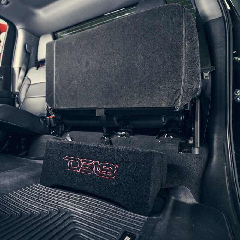 DS18 — DS18 Single 10in Shallow Subwoofer and Enclosure 600 Watts RMS Downfiring Sealed Black Carpet - view 6
