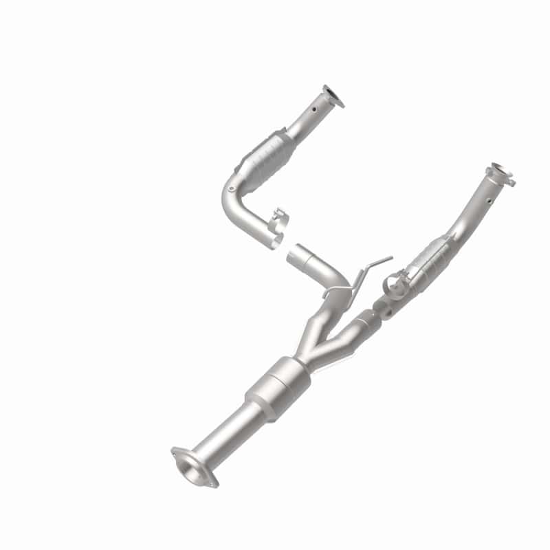 Magnaflow — Magnaflow Conv DF 11-13 Chev Silverado 2500 HD/3500 HD 6.0L
OEM Grade
OEM - view 18