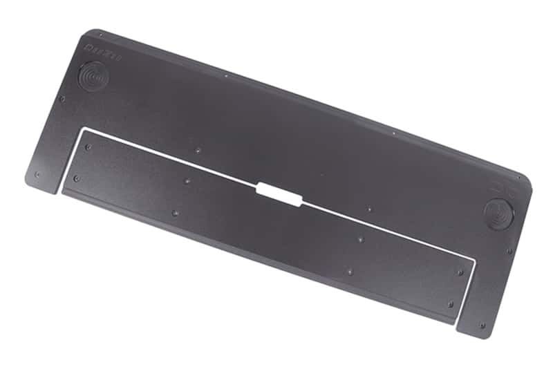 Dee Zee — Dee Zee 20-23 Chevrolet Silverado Tailgate Board - Polymer Composition
Tailgate Protector - view 1