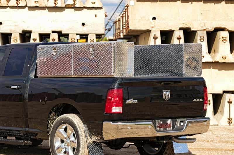 Dee Zee — Dee Zee Universal Tool Box - Specialty Topsider BT Alum
ToolBxTrkBedSideRail - view 6