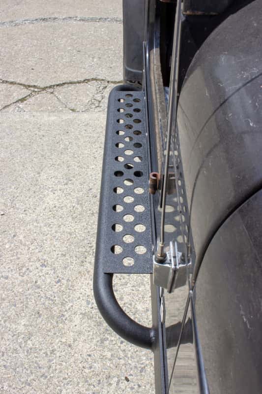 Fishbone Offroad — Fishbone Offroad Rock Slider with Tube Step - view 8