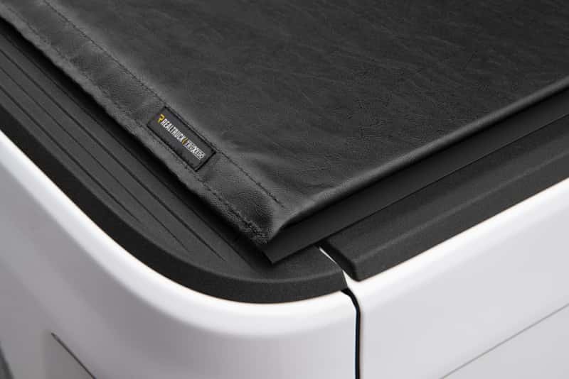 Truxedo — Truxedo 2020 Jeep Gladiator 5ft Lo Pro Bed Cover - view 14