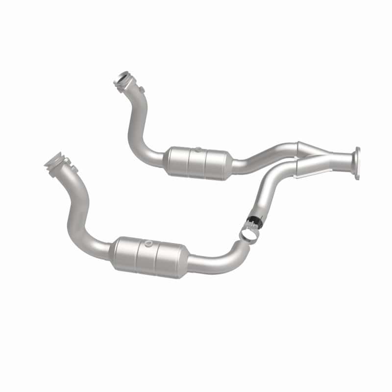 Magnaflow — Magnaflow 08-10 Ford F-350 Super Duty 6.8L Direct Fit Converter
California - view 11