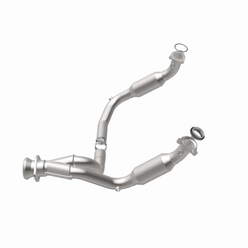 Magnaflow — MagnaFlow Conv DF 2007-2008 Cadillac Escalade 6.2L
California - view 20