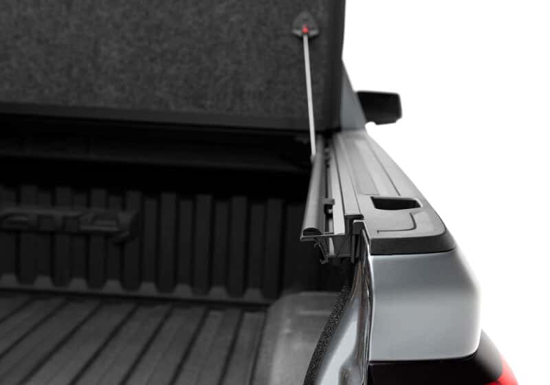 Undercover — UnderCover 19-20 Chevy/GMC Silverado/Sierra 69.6in Fusion Bed Cover - Havana - view 22