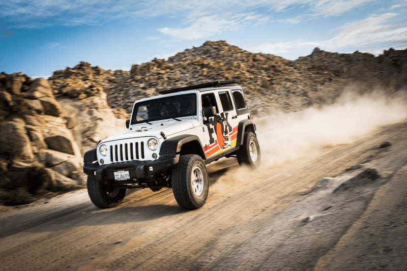 FOX — Fox 07-18 Jeep JK 2.5 Perf Elite Series Reservoir Shock Front R/R 4.5-6in Lift (Pair) w/ DSC Adj.
2.5 Shocks - view 4