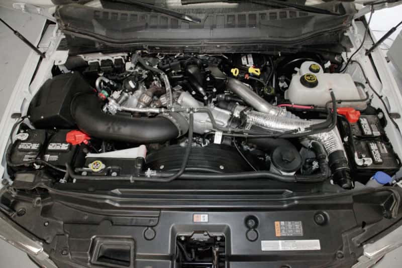 K&N Engineering — K&N 17-18 Ford F-250/F-350 Super Duty 6.7L AirCharger Performance Intake
Performance Air Inta
Air Intake System - view 4