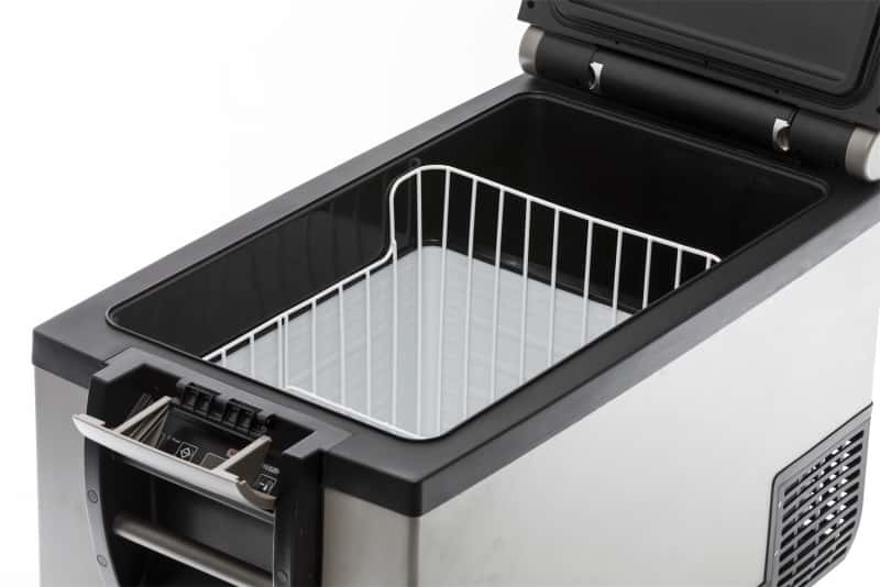 ARB — ARB Fridge 63 Quart Classic Series Plug B Usa Spec
Fridge - view 8