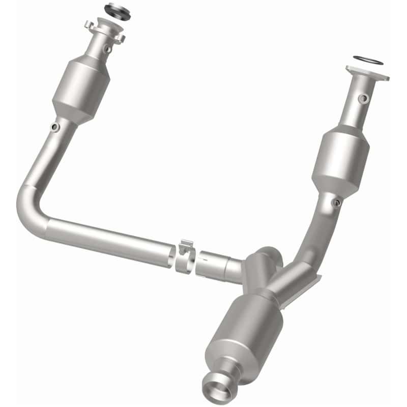 Magnaflow — Magnaflow 14-15 Chevrolet Silverado 1500 5.3L Direct-Fit Catalytic Converter
California - view 4