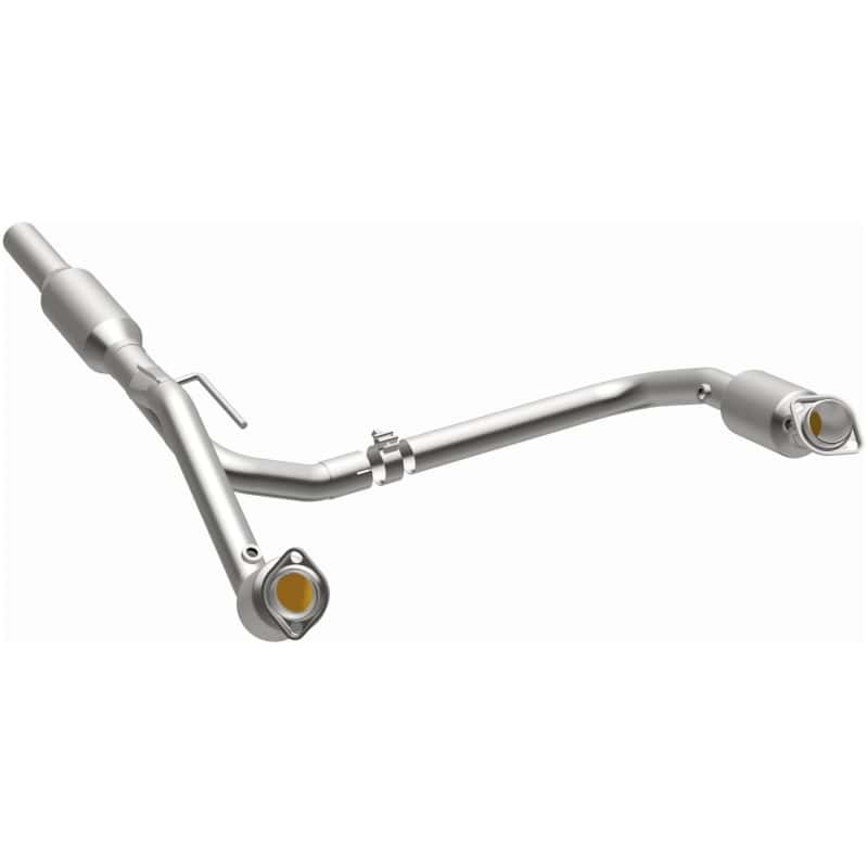 Magnaflow — Magnaflow 01-02 Dodge Ram 2500 5.9L Direct Fit Converter
California - view 3