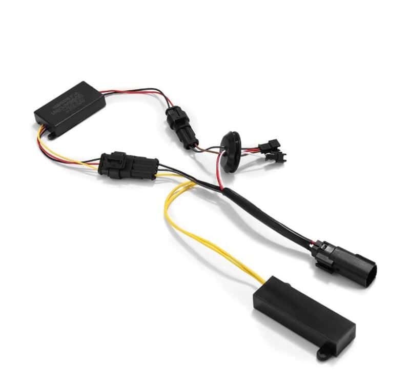 AlphaRex — AlphaRex 19-22 Dodge Ram 2500/3500 Stock Halogen Taillight to ARX 09-18 Ram LUXX-Series Converters - view 2