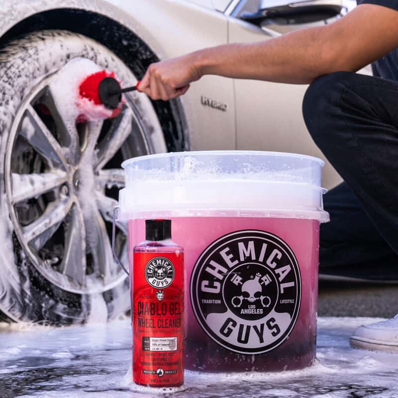 Chemical Guys — Chemical Guys Heavy Duty Ultra Clear Detailing Bucket - view 5