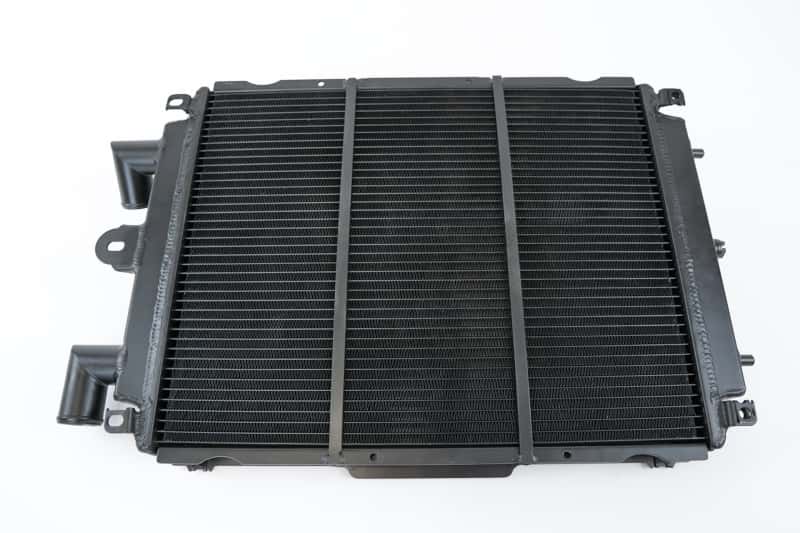 CSF — CSF Ferrari F355 High Performance All-Aluminum Radiator - Left
CSF Radiator LH - view 4