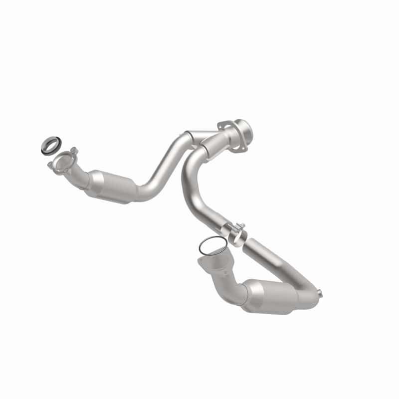 Magnaflow — MagnaFlow Conv DF 2007-2008 Cadillac Escalade 6.2L
California - view 7